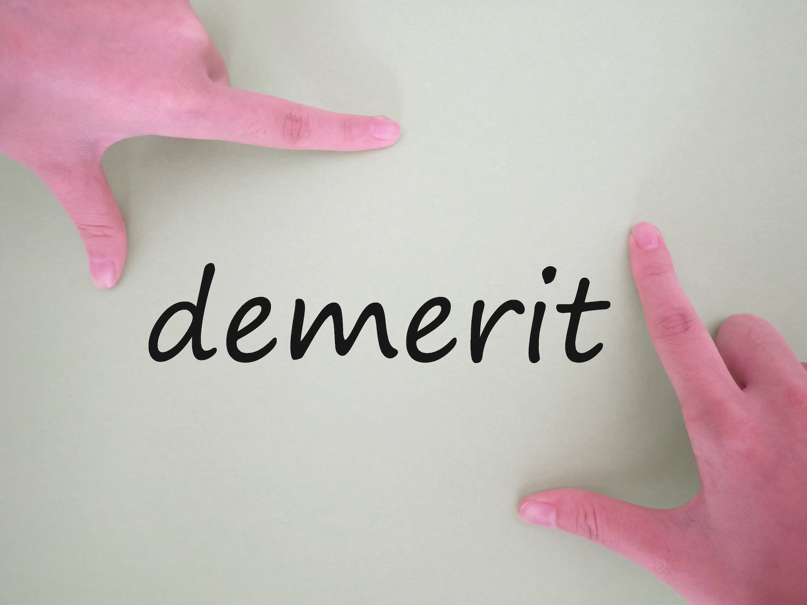 インビザライン矯正のデメリット