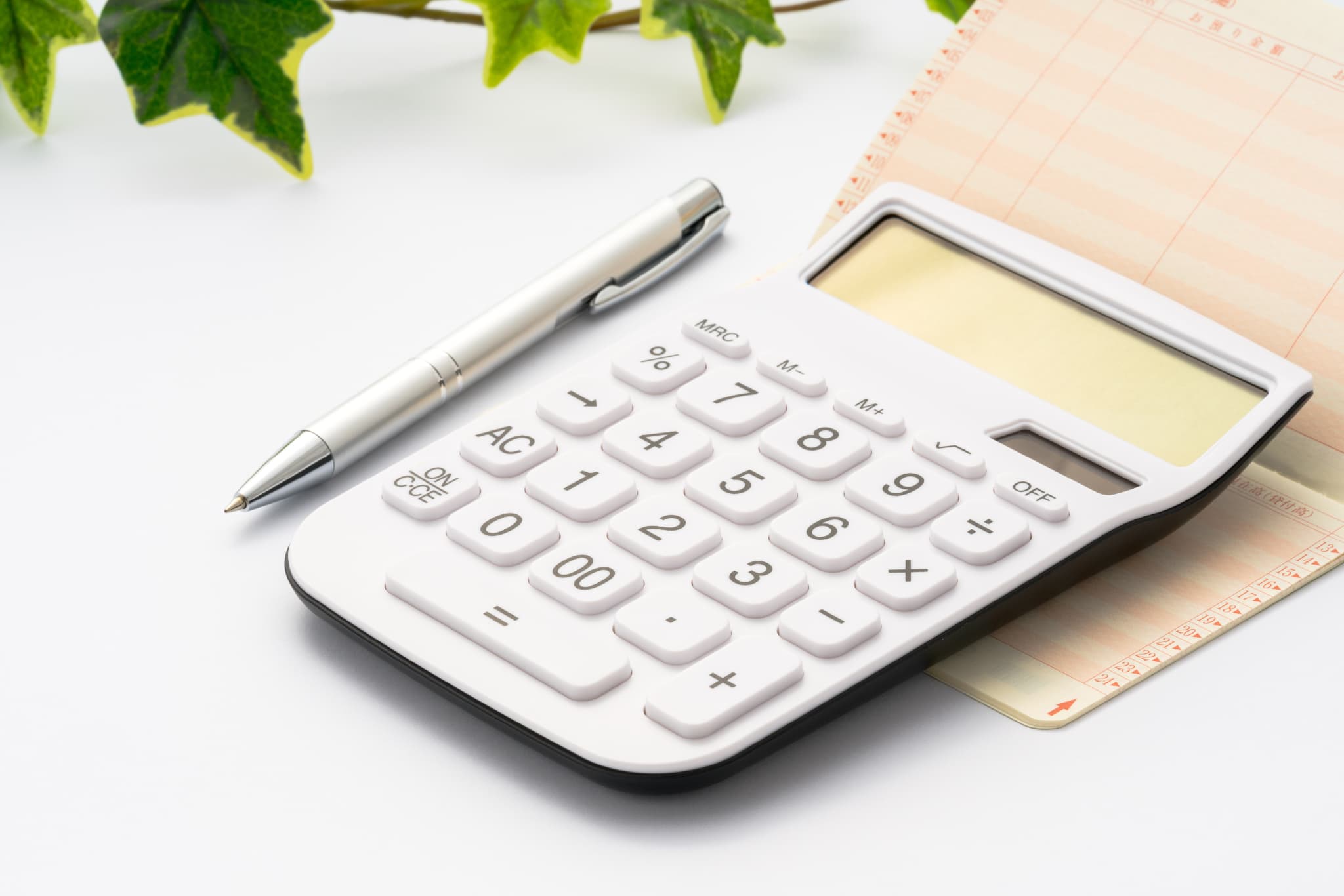 インビザラインで受け口を治すときにかかる費用のイメージ